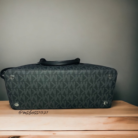 Michael Kors Lynn Large Satchel + Lg Tz Wallet in Black NWT - Picture 5 of 8